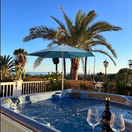 Villa Vistalegre Relax Con Increibles Vistas Калета де Фусте Екстериор снимка